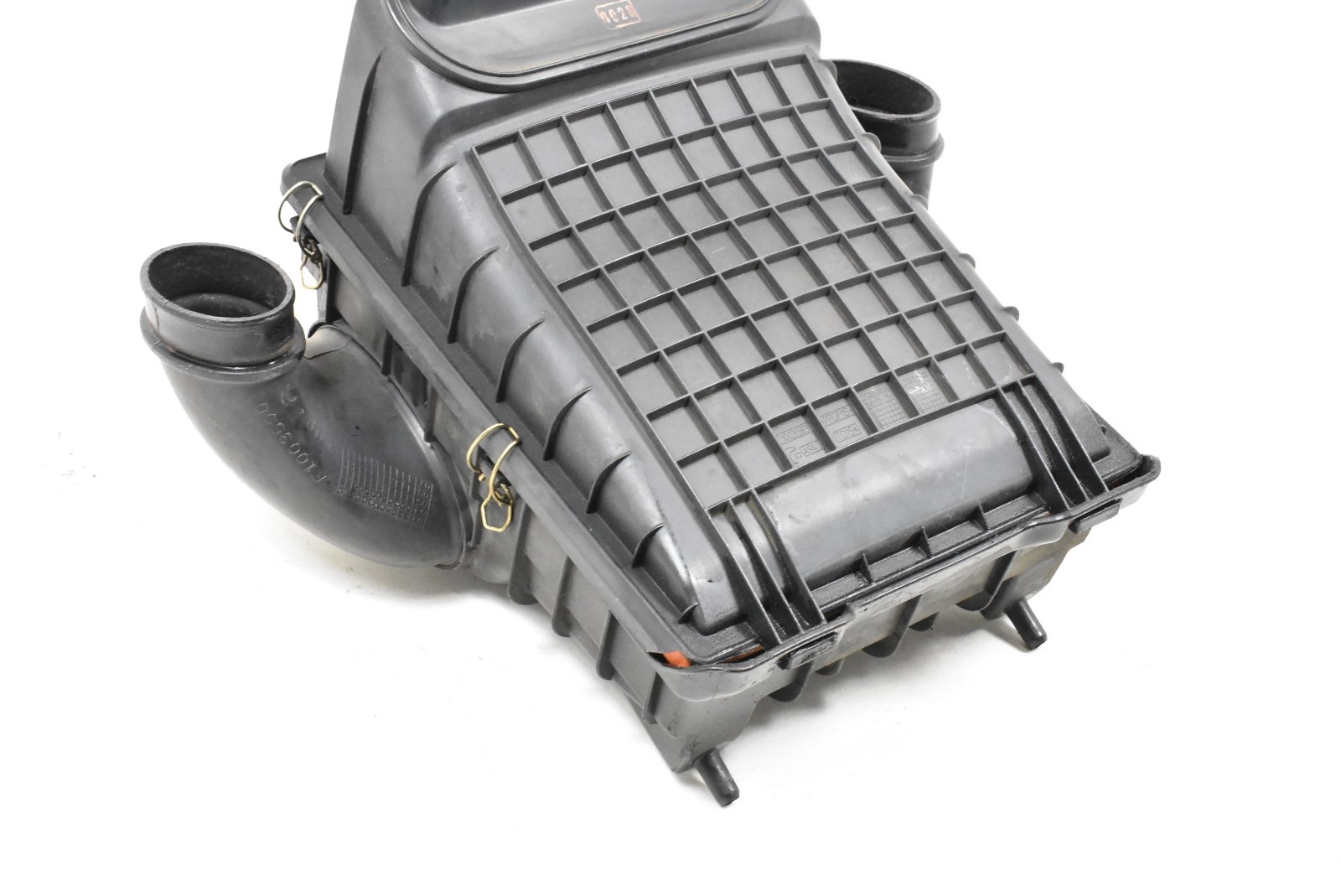 Maserati Quattroporte 2005-2008 Air filter box