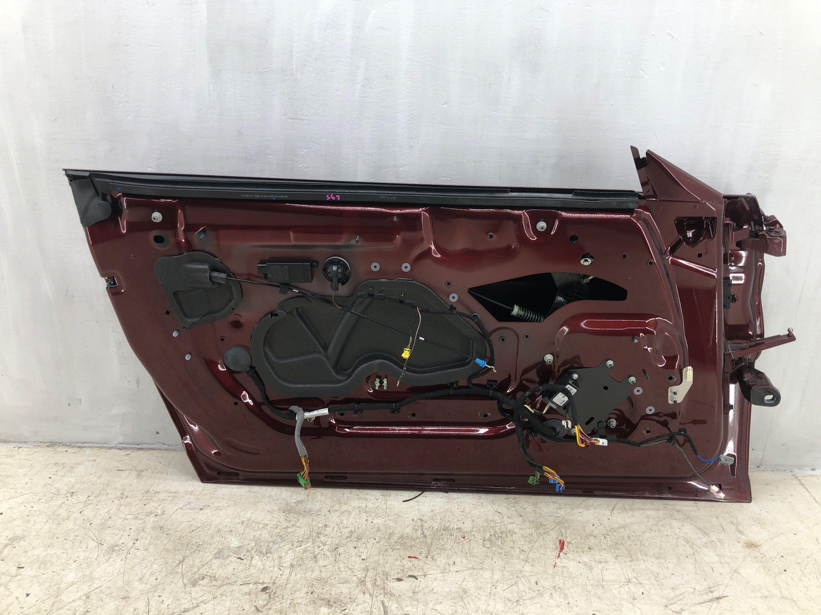 2020-2023 ASTON MARTIN VANTAGE ROADSTER LEFT FRONT DOOR SHELL CRIMSON (6075AM)