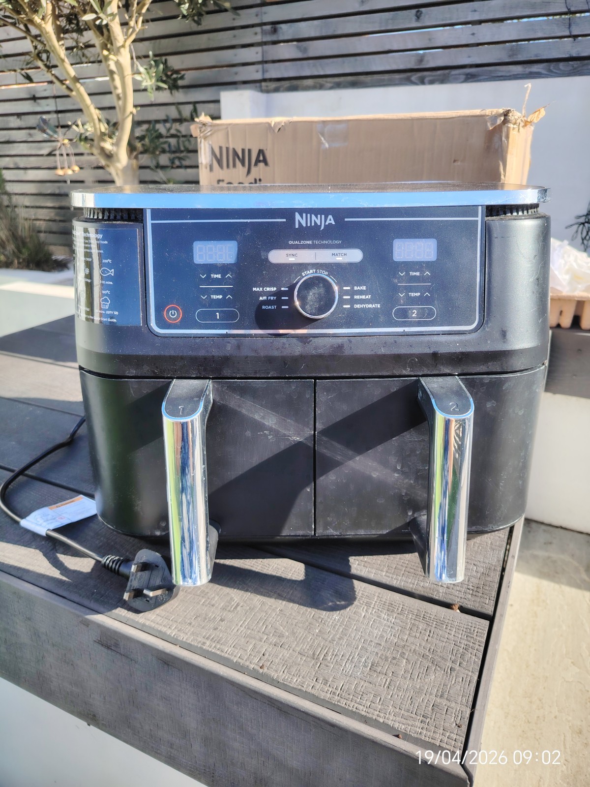 Ninja Foodi MAX Dual Zone 9.5L Air Fryer Black/Silver  - STILL WORKS SEE DETAILS
