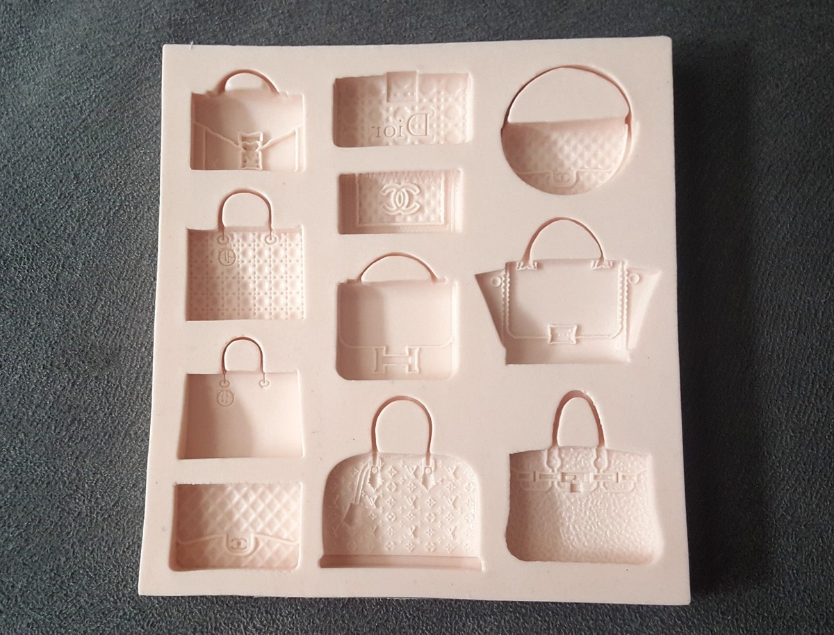 ZIIVARD Moule En Silicone 3D En Forme De Chaussure à Talons Hauts Pour Fondant, Mini Chaussures Au Chocolat, Moule à Faire Soi-même, Moule époxy En Cristal Pour Décoration De Chaussures De Princesse