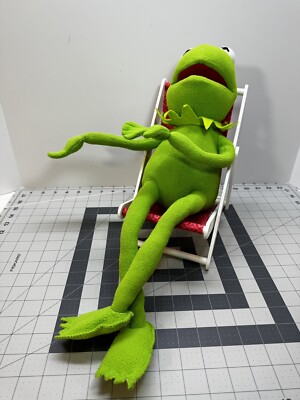 Vintage Rare Adjustable Kermit the Frog Collectable Toy with Deck