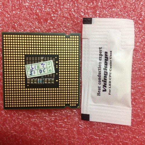 Intel Core 2 Extreme QX6700 2,66 GHz 1066 MHz processore quad-core socket 775 - Foto 2 di 2