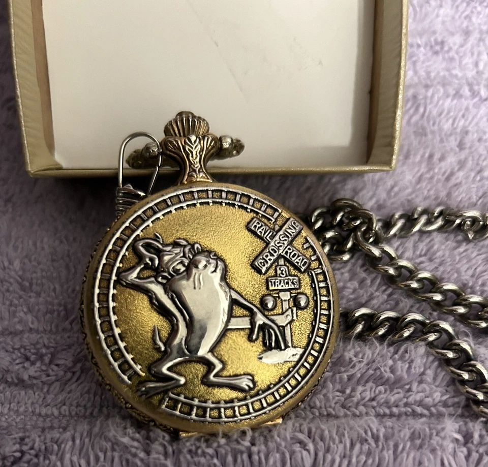 Reloj Bolsillo Vintage ACME Armitron Tasmanian Devil Railroad Crossing con Cadena! Foto 2 de 4