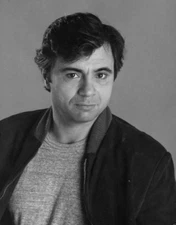 Robert Blake as Baretta Classic TV Show Publicity Picture Photo Print 8x10