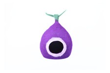 Purple Radish Design Cat Bed Handmade Eco-friendly Wool Pet Bed