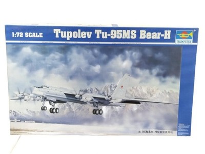 Trumpeter Tupolev TU-95MS BEAR-H 1/72