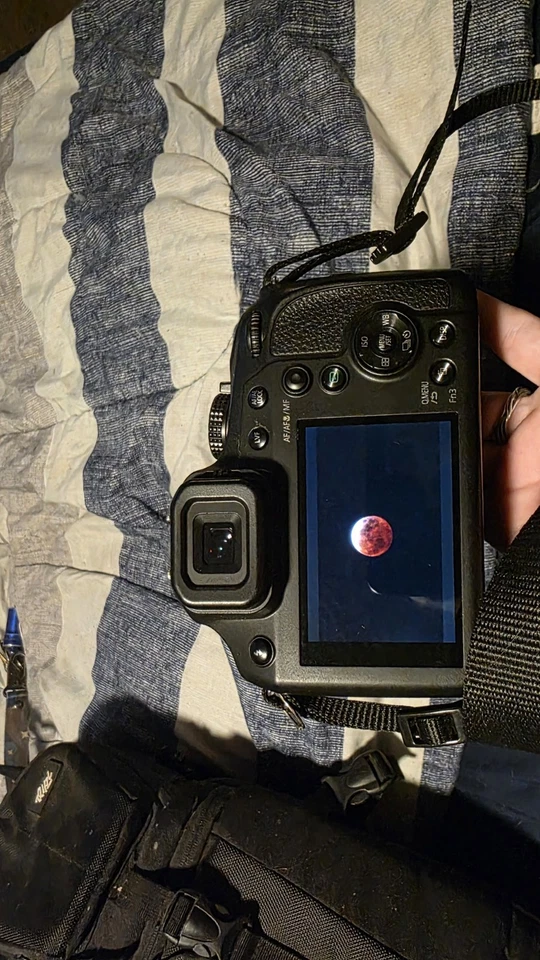 Câmera Digital Bridge Panasonic Lumix DC-FZ80D Preta. Excelente estado. - Imagem 4 de 4