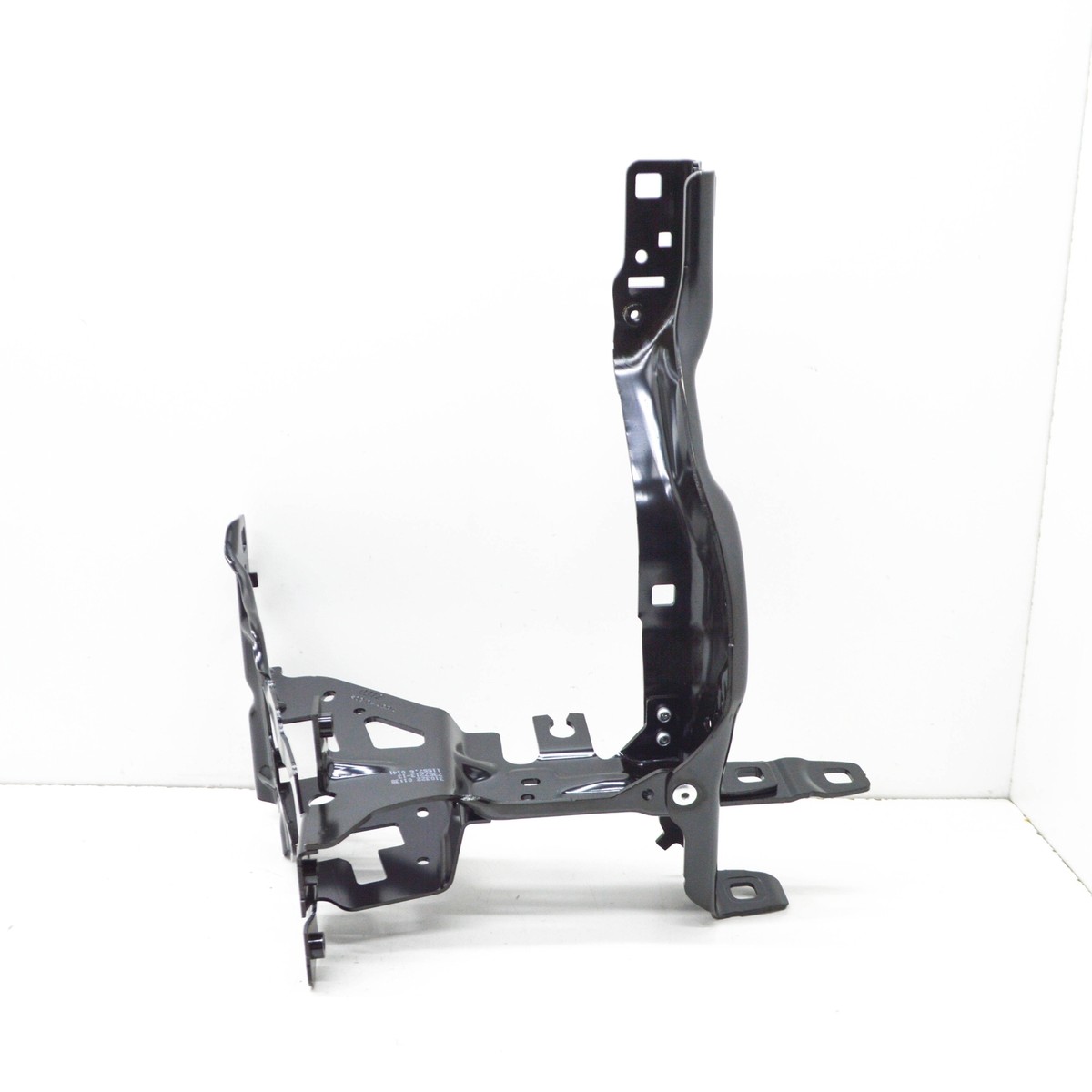 NEW BMW 7 G11 FRONT LEFT HEADLIGHT BRACKET 51647357213