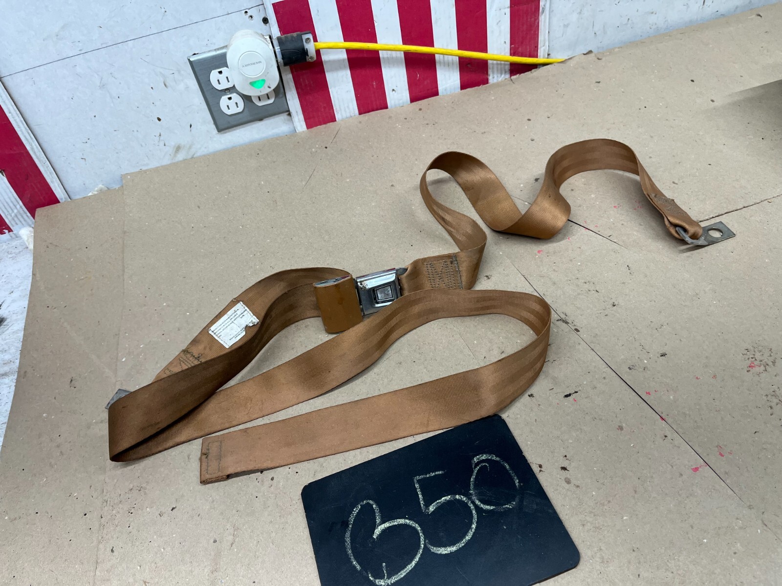 VINTAGE BENDIX TAN BROWN SEATBELT SEAT BELT USED FORD CHEVROLET DODGE