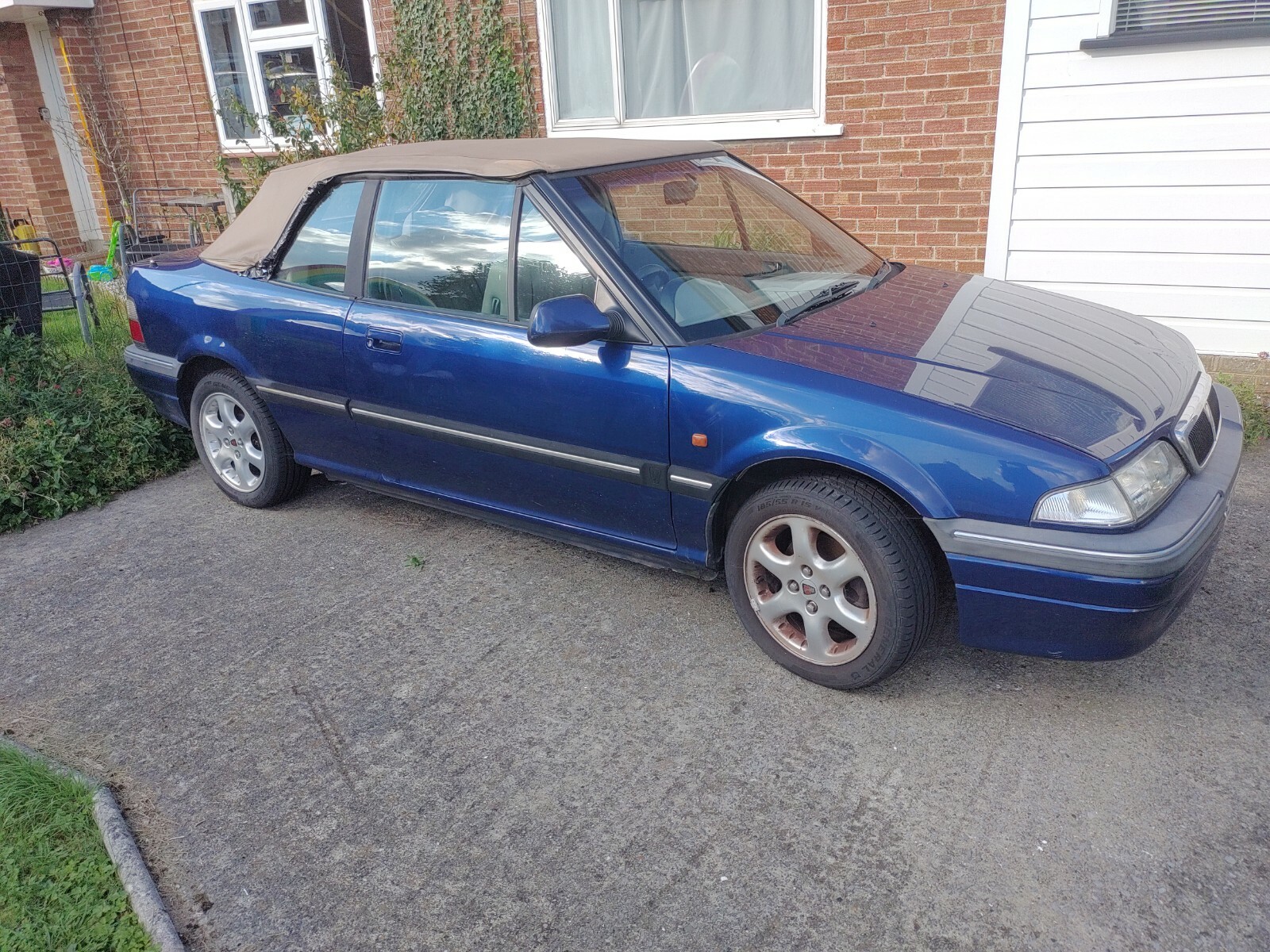 Image 1 - 1998 Rover 216i Cabriolet - spares or repairs.