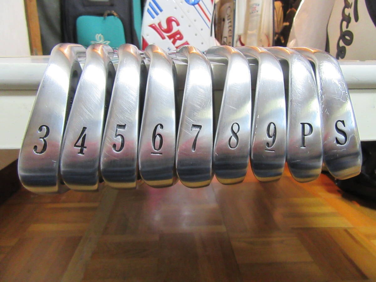 Titleist DCI 981 Iron Set 9pcs 3-9+Pw,Sw Dynamic Gold S300 Titleist DCI 981 Iron Set 9pcs 3-9+Pw,Sw Dynamic Gold S300