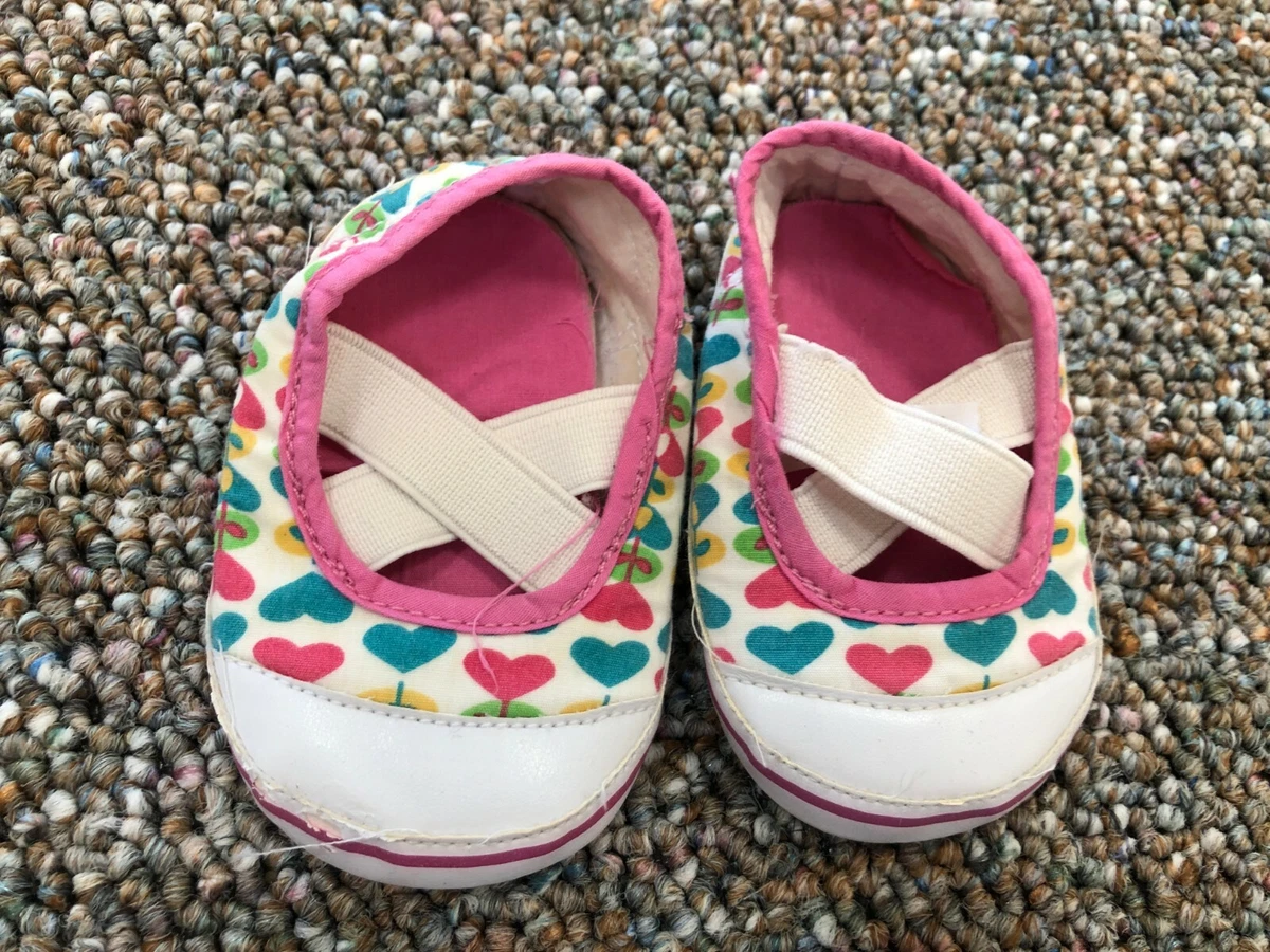 Target Heart Patterned Baby Shoes Toddler Size 1