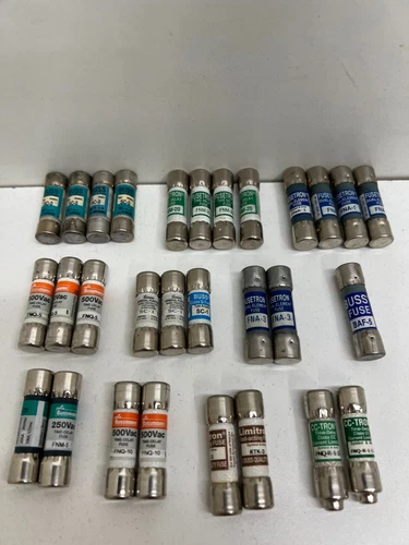 LOT OF (29) NEW OLD STOCK! BUSSMAN TIME DELAY / FAST ACTING FUSES (MIXED LOT)
