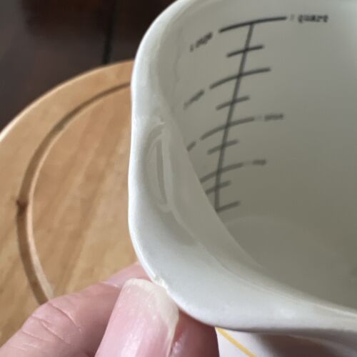 The Pioneer Woman Flea Market Floral Ceramic 4 Cup/1Quart Measuring Cup - Picture 10 of 11