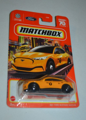 MATCHBOX 2023 CITY ADVENTURE 22/100 - 2021 FORD MUSTANG MACH-E YELLOW NYC TAXI
