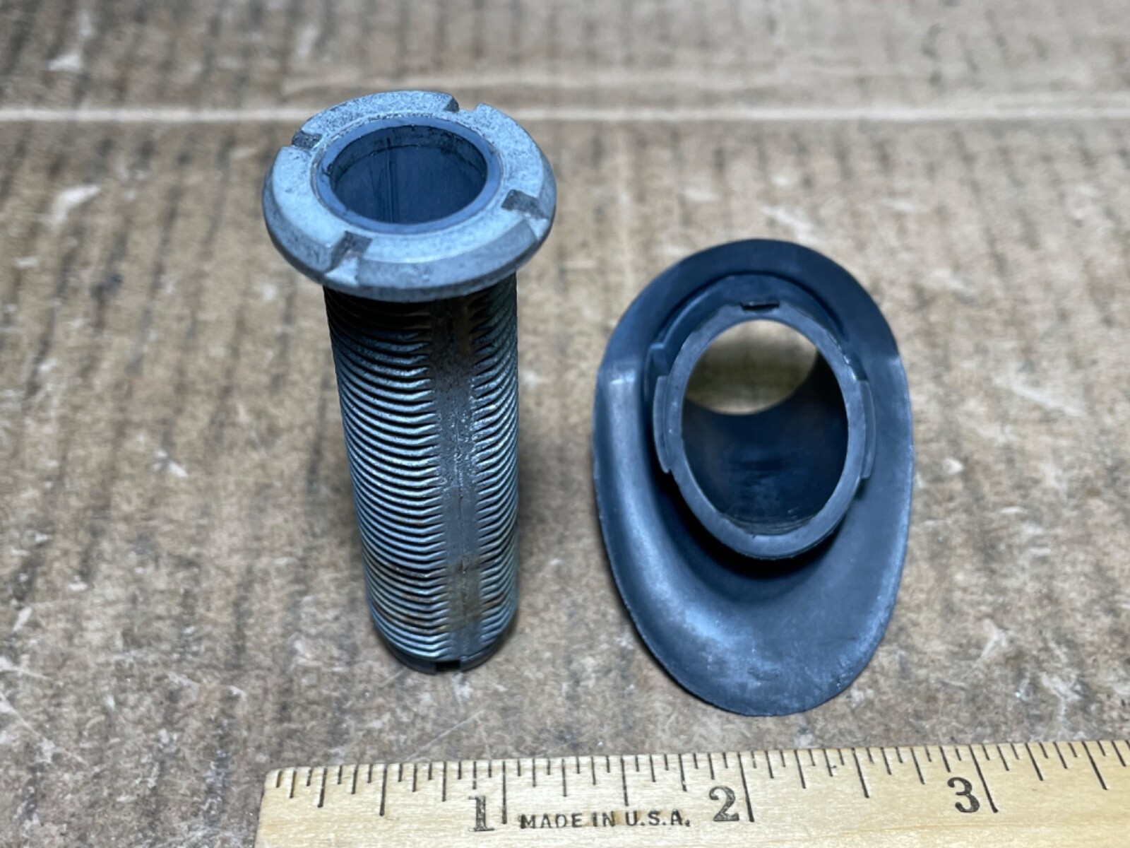 OEM Jeep Cherokee XJ 84-96 power antenna mounting nut 56000552 and  