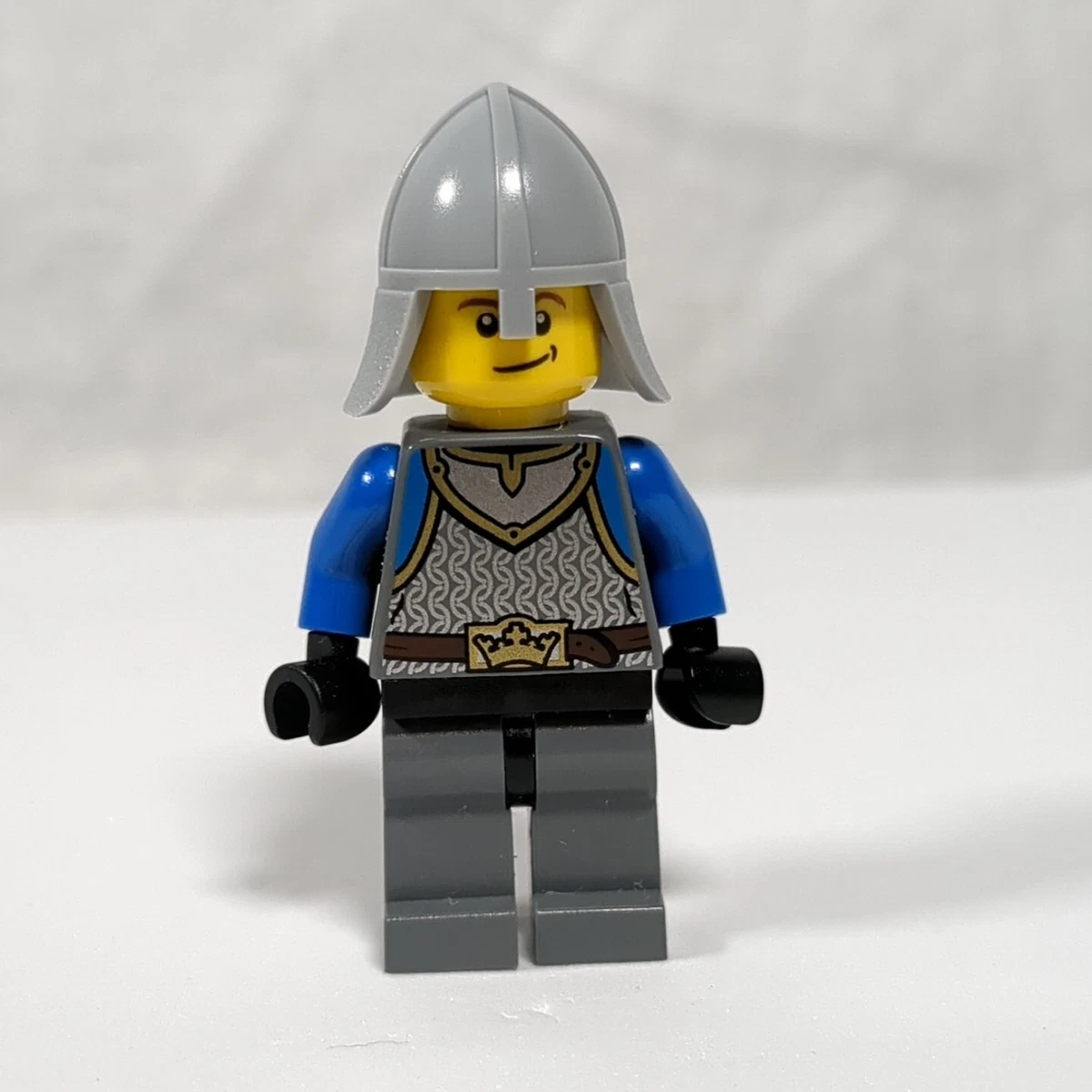 LEGO Castle Knight Blue Lion Knight Minifigure Minifig With Helmet