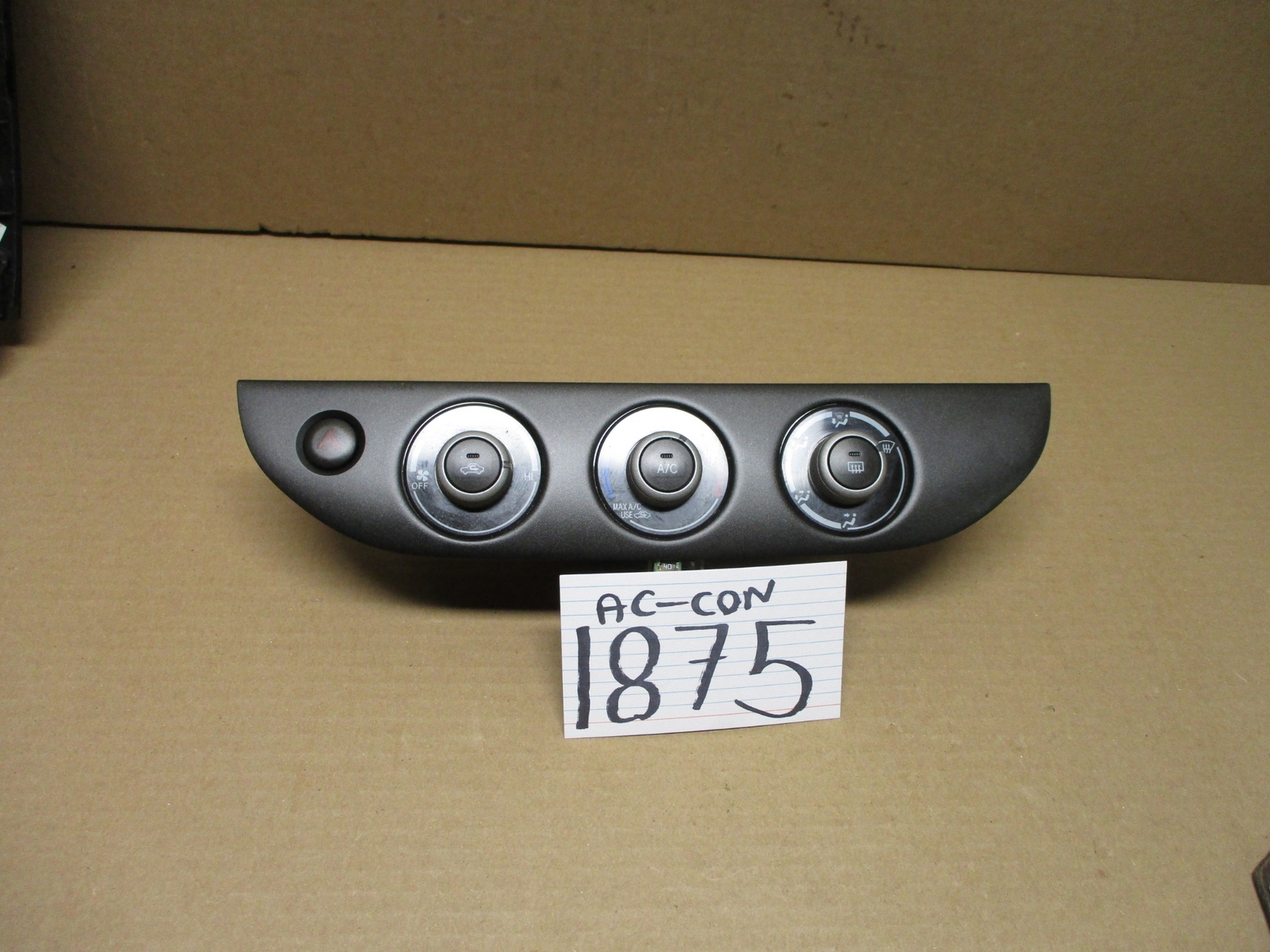 2004 Chevrolet Camry Used AC and Heater Control Stock #1875-AC
