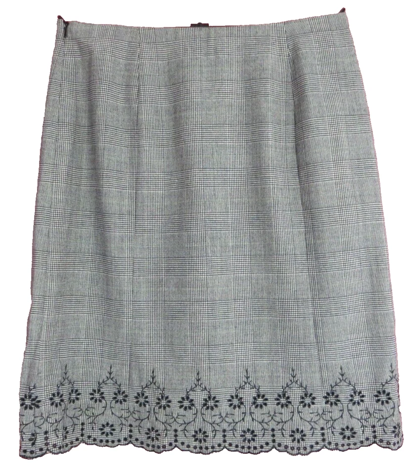 SK17696 HAROLDS Women Wool Panelled Skirt Plaid Embroidered Eyelet Gray Black 10 - Image 2 of 4
