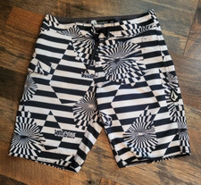 Boy VOLCOM Mod - Tech Board Short 25 Waist Sz 10 Trunks B W Stripe Geometric