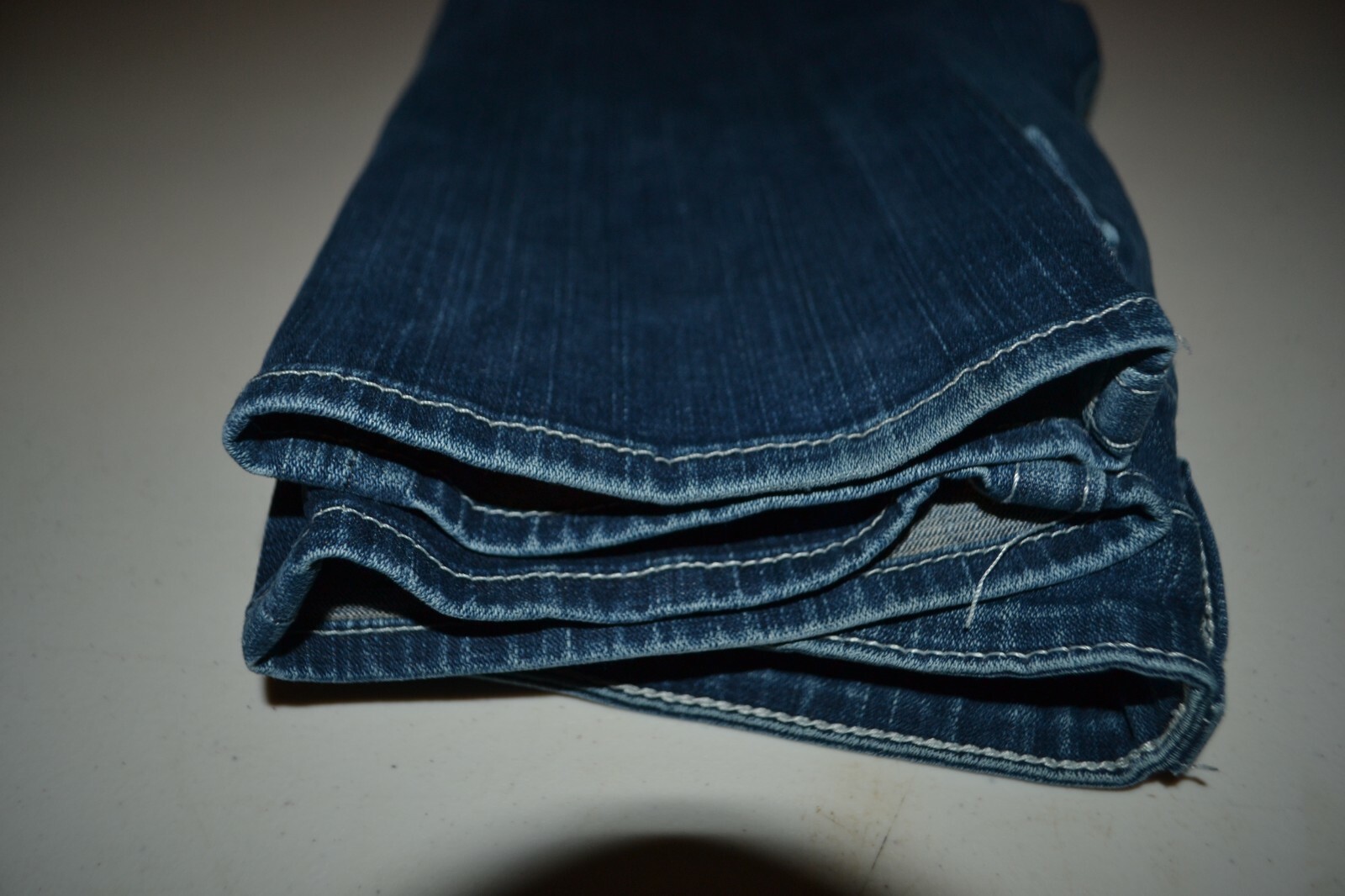 True Religion Women's Billy Straight Pocket Flaps Blue Denim Jeans Sz 29x32 thumbnail 12