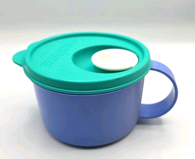 Vtg Tupperware CrystalWave Soup Mug  16 oz 3155 w/ Lid 3156 Blue Never Used