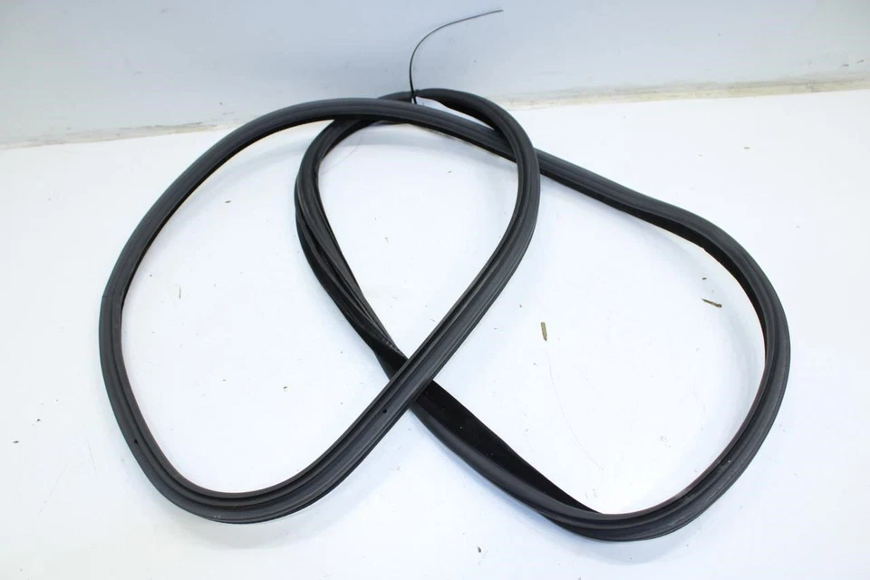 BMW 435i Gran Coupé xDrive 2015-2016 puerta delantera derecha resistente a la intemperie en la carrocería Foto 3 de 4