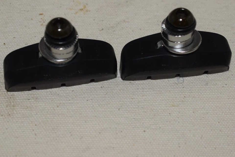 Shimano Cartridge Brake Shoes Pads 1 Pair for cantilever exage LX DEORE NOS - Image 4 of 4