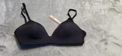 SKIMS 34D Onyx Black Wireless Form T Shirt Bra NWT