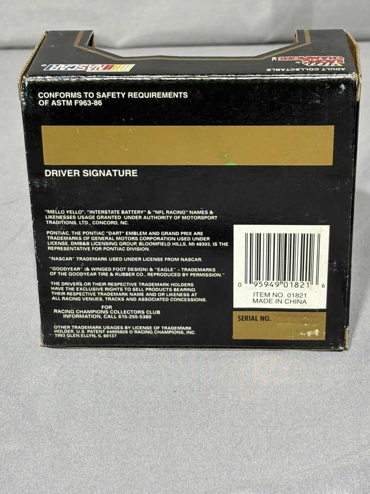 Kyle Petty #42 1993 Mello Yello 1:64 Racing Champions coche fundido a presión nuevo Foto 3 de 4
