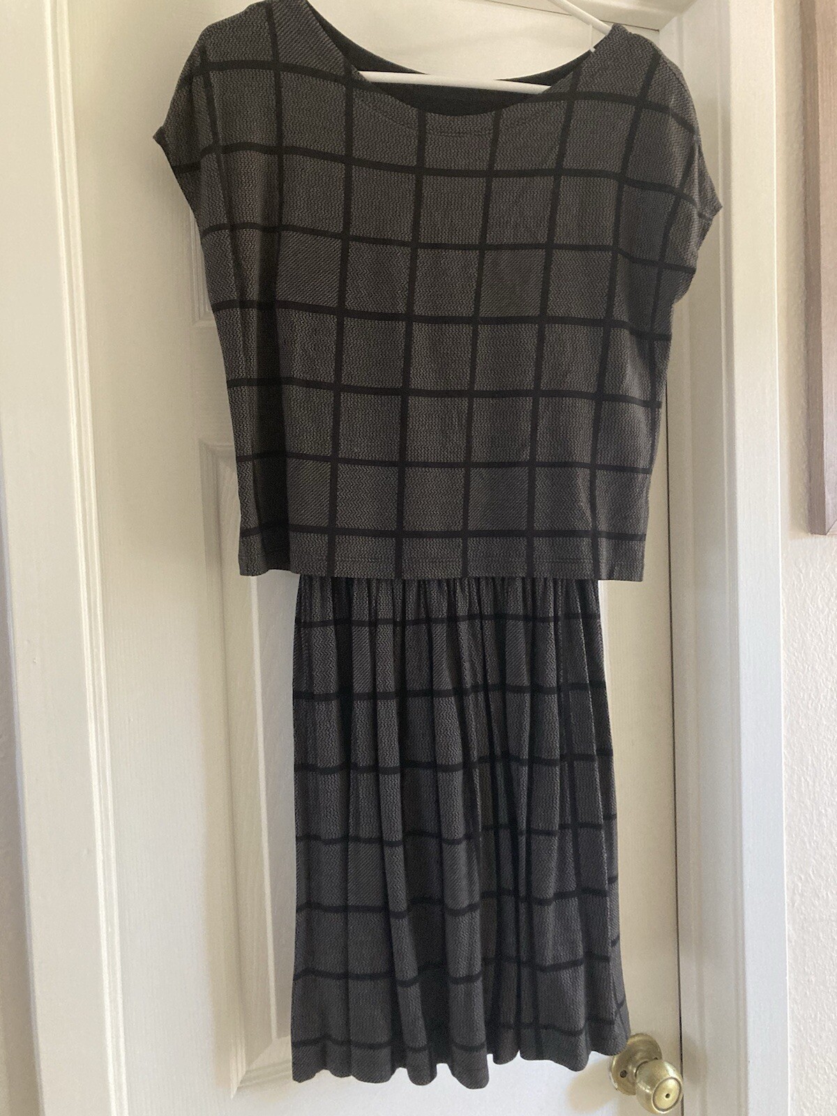 Uniqlo Size Medium XS MoMA Special edition layered dress