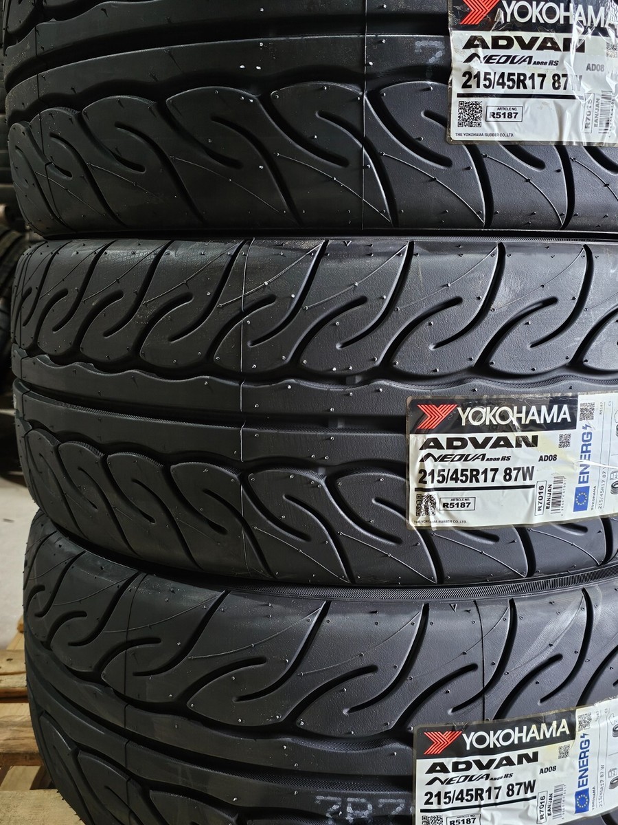 4 x 215 45 R17 87W 2154517 Yokohama Track Day Road Advan Neova