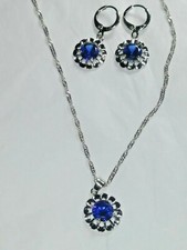 Sunflower Pendant Necklace And Earring Set