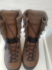 KENETREK MOUNTAIN EXTREME BOOTS 8 1/2 M