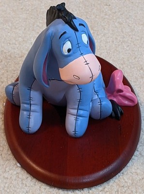 Disney Eeyore Collector's Pocket Watch and Figurine. Limited Edition 136 of 1000