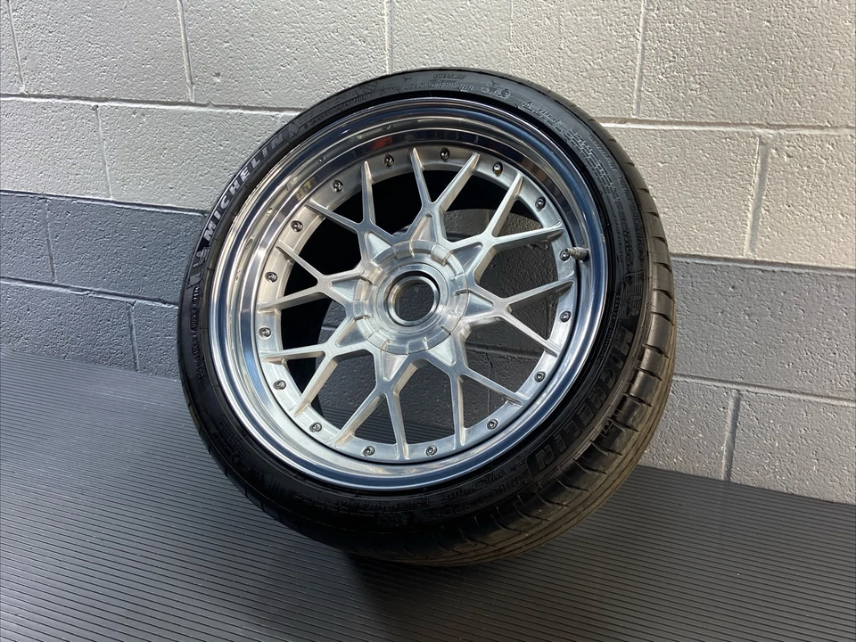 Llanta trasera BMW M4 F82 2015-2020 Haxer ET40 295/30 R19 *NOTA* Foto 4 de 4