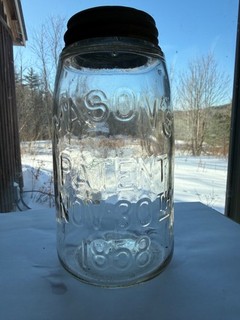 GREAT! Mason's Patent Quart Large Letter Ball Fruit Jar Canning Jar