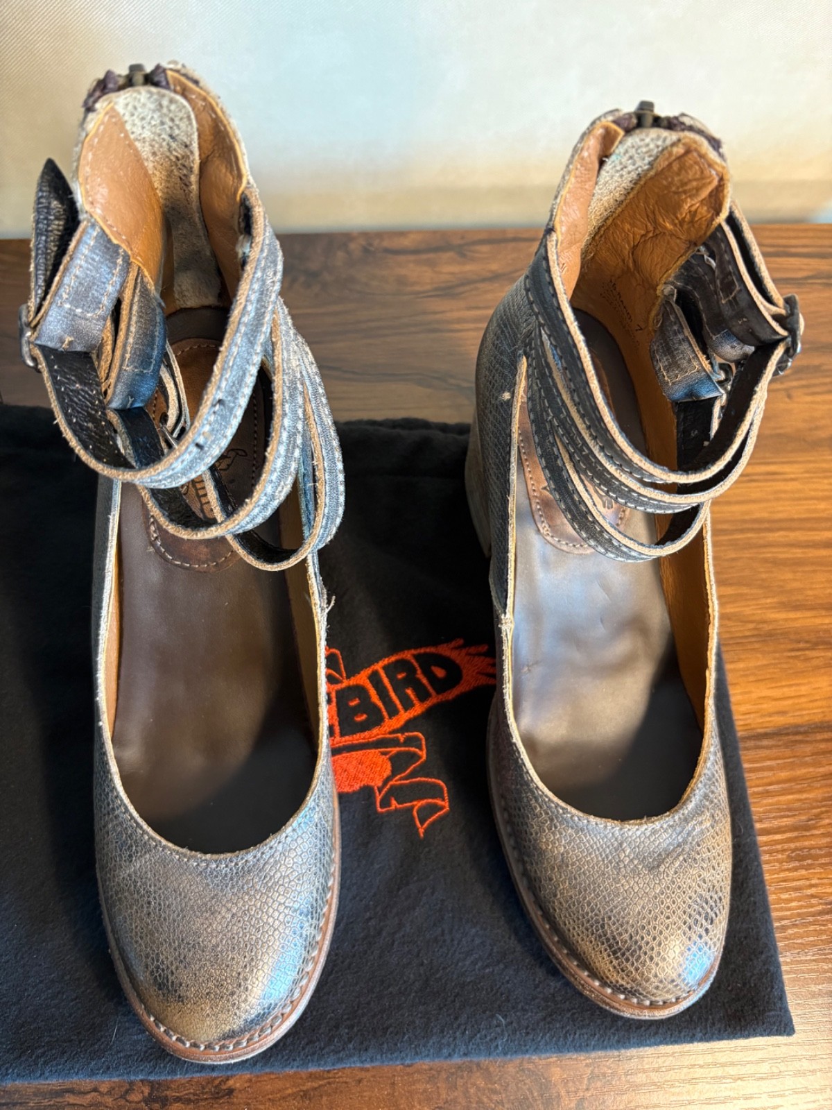FREEBIRD womens size 7