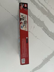 LEGO 8487: DISNEY CARS Flo's V8 Caf&eacute; - RETIRED 2011 - New / Sealed