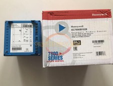 One New Honeywell EC7890 B 1028 EC7890B1028 Burner Control
