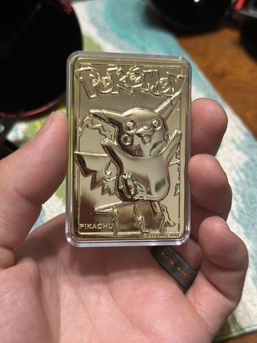 Pokemon Pikachu Vintage 23k Gold Plated Trading Card 1999 Burger King - Picture 1 of 3