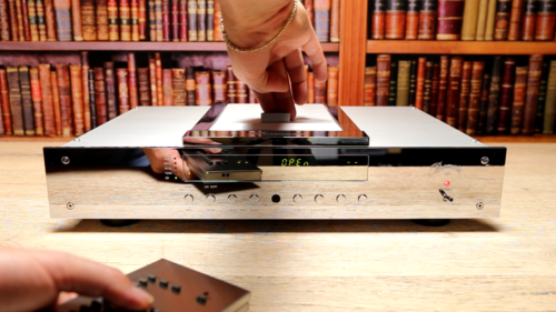 Burmester 001 Weltklasse CD-Player. 1A, Video! OVP, Certificate, Remote, Box - Video 1 von 1