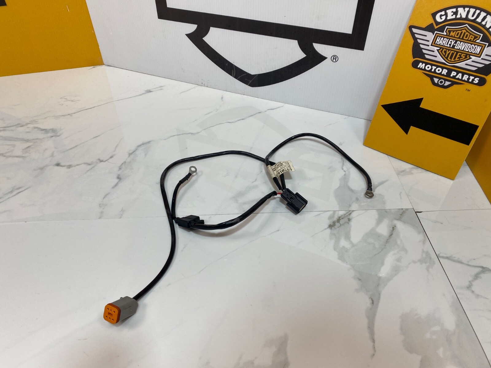 OEM 14-23 Genuine OEM Harley Davidson Touring Lighting Wiring Harness 69201637