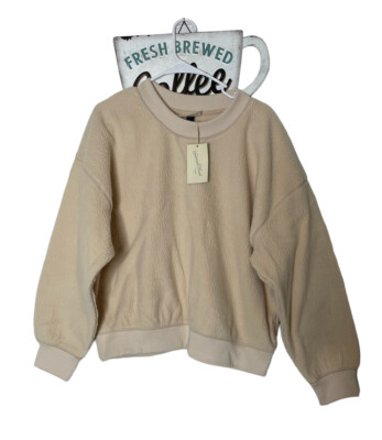 Universal Thread Heavy Crew Neck Sweater Women's XS Cream or Beige NEW