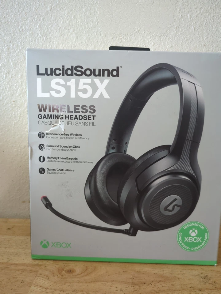 Lucid Sound LS15X Shock  Wireless Gaming Headset for Xbox Series X One - Image 2 of 4