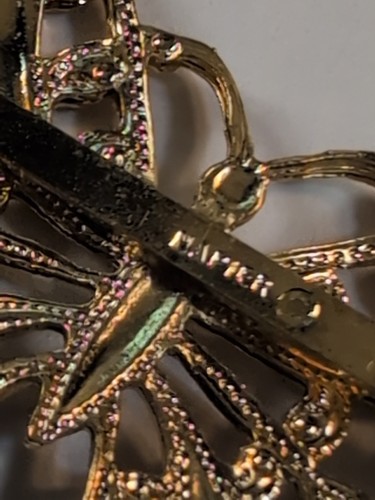 Vintage Napier Butterfly Brooch Signed Gold Tone 2-Layer Lapel Hat Pin .75"x 1" - Picture 17 of 24