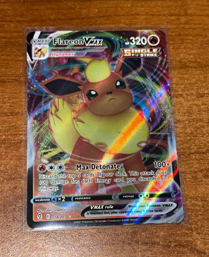 Pokemon TCG Flareon VMAX 018/203 Evolving Skies Holo Ultra Rare 2021