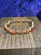 Gorgeous Orange Moon Glow Thermoset Bracelet Beautiful stones
