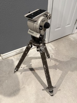 VINTEN VISION 10 FLUID HEAD And Gitzo Legs