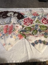 Lot Of 6 Vintage Round Floral Scalloped Hankies